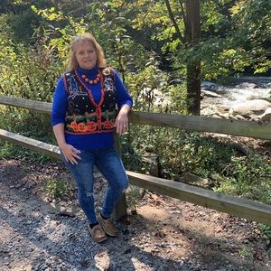 Meet your Posher, Evelyn